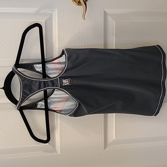 Triathlon tank - Picture 2 of 3